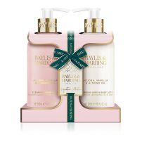 BAYLIS & HARDING  Jojoba, Vanilla & Almond Oil 2 Подаръчен комплект Течен сапун за ръце, 1х300 мл + Лосион за ръце и тяло, 1х300 мл