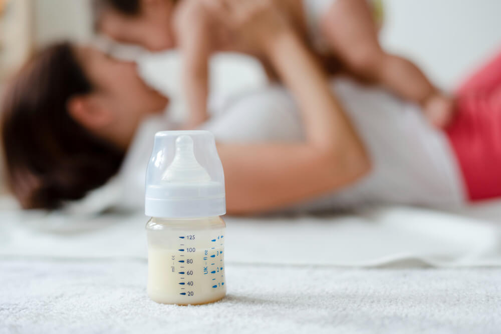 адаптирано мляко за новородено